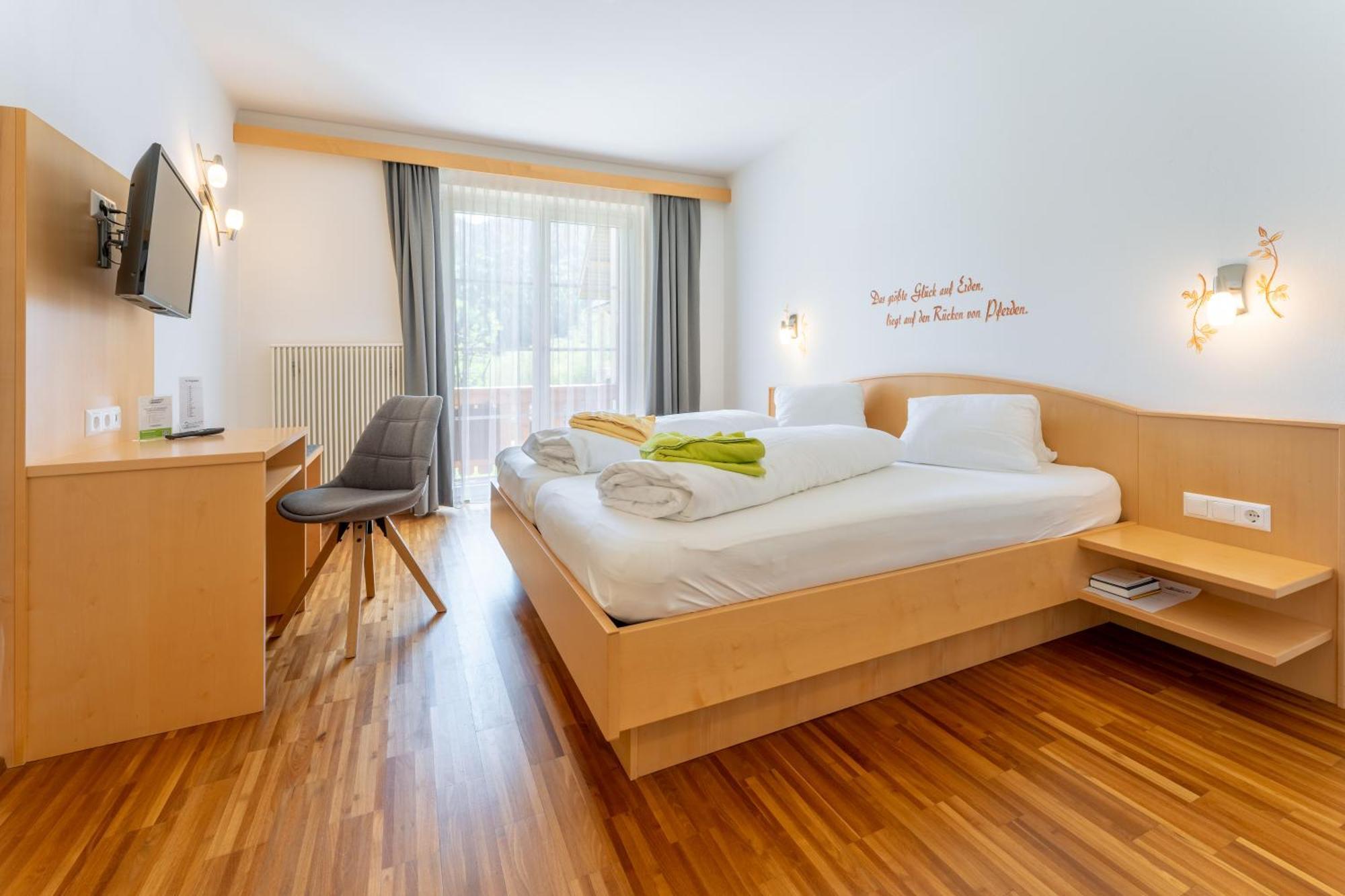 Hotel Stampferhof Weissensee Exterior foto