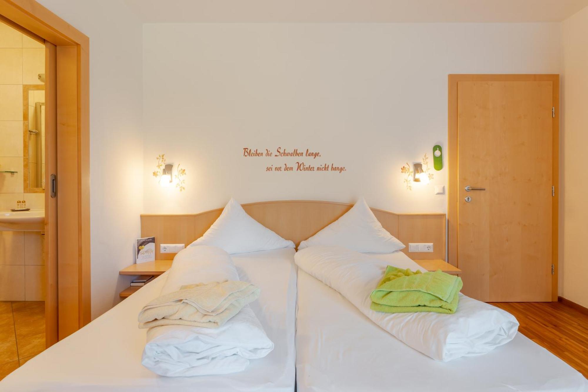 Hotel Stampferhof Weissensee Exterior foto